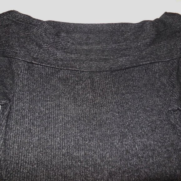 Pullover Sweater NEW SMALL Open Shoulders slim fit Knit Top Long Bell Sleeve - Picture 4 of 7